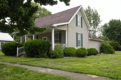 Exterior - 250 W Franklin St, Lyons, IN 47443 photo 2 of 3