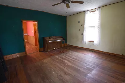 Living - 250 W Franklin St, Lyons, IN 47443 photo 1 of 1