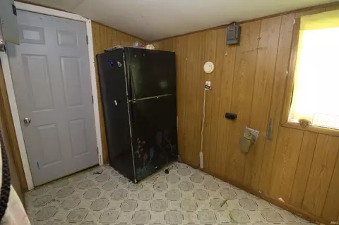 Entry Way - 250 W Franklin St, Lyons, IN 47443 photo 1 of 1
