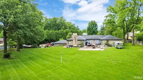 Exterior - 2215 E Covenanter Dr, Bloomington, IN 47401 photo 6 of 10