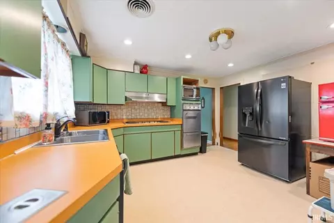 Kitchen - 2215 E Covenanter Dr, Bloomington, IN 47401 photo 1 of 2