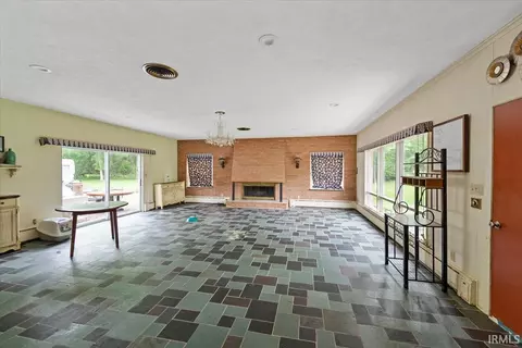Living - 2215 E Covenanter Dr, Bloomington, IN 47401 photo 3 of 3