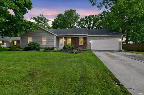 204 W Horizon Rd, Muncie, IN 47303
