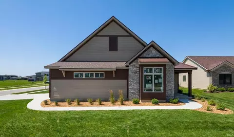 17909 Seahawk Ln, Huntertown, IN 46748