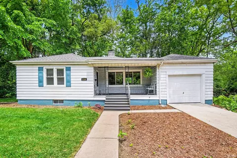 1730 Kessler Blvd, South Bend, IN 46616