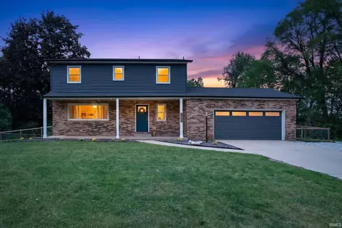 51479 Ironwood Rd, Granger, IN 46530