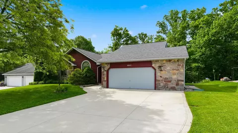 8917 Stockbridge Pl, Fort Wayne, IN 46804