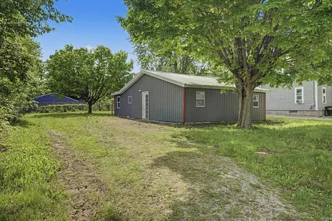 1201 Town St, Kendallville, IN 46755