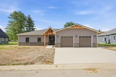 1005 Joanna Ct, Garrett, IN 46738