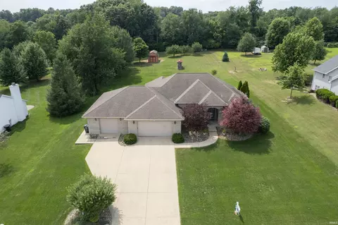 609 S Bray St, New Carlisle, IN 46552