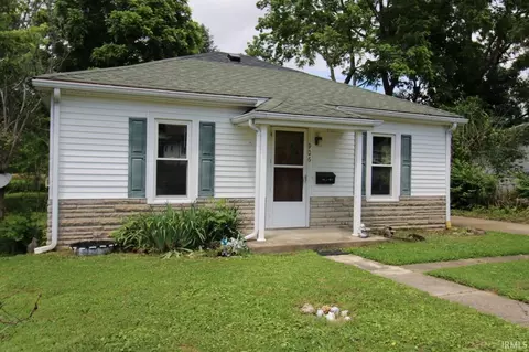 906 E State St, Princeton, IN 47670