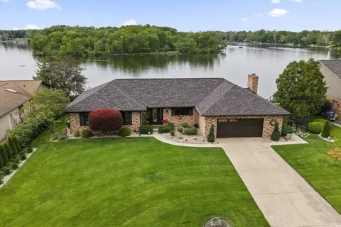 29559 Locust Dr, Elkhart, IN 46516