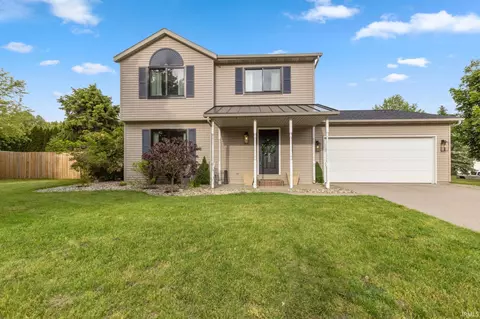 518 Redbud Ln, Middlebury, IN 46540