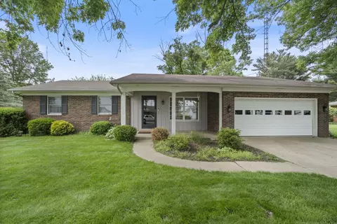 2201 Sally St, Warsaw, IN 46580