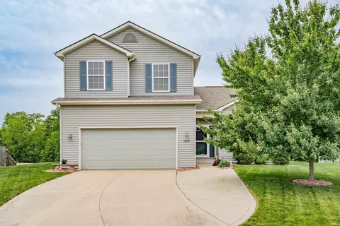 10247 Erwin Ln, New Haven, IN 46774