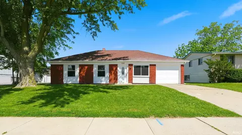 7216 Cranberry Rd, Fort Wayne, IN 46825