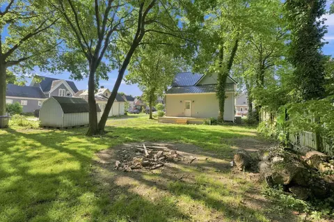 Exterior - 626 Bower St, Elkhart, IN 46514 photo 6 of 7