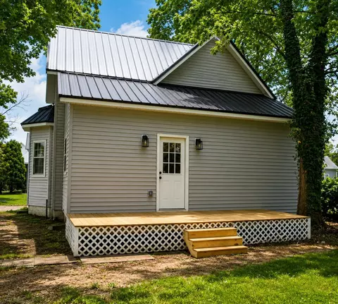 Exterior - 626 Bower St, Elkhart, IN 46514 photo 3 of 3