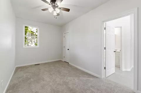 Bedroom - 626 Bower St, Elkhart, IN 46514 photo 1 of 8