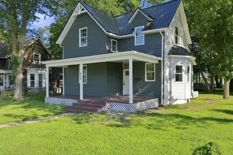 Exterior - 626 Bower St, Elkhart, IN 46514 photo 7 of 7