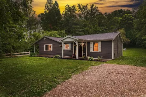 3822 Johnson Rd, Boonville, IN 47601
