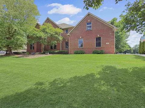 3913 Alex Ct, Lafayette, IN 47905