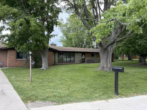 236 Eastland Dr, Lafayette, IN 47905