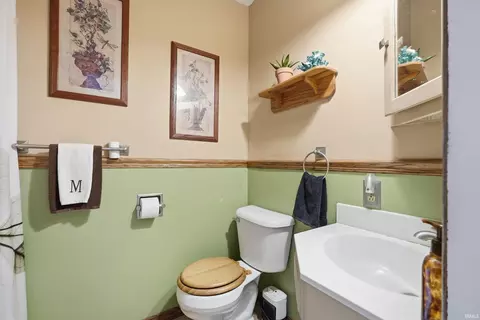 Bath - 3900 S 1200 E, Lagrange, IN 46761 photo 2 of 2