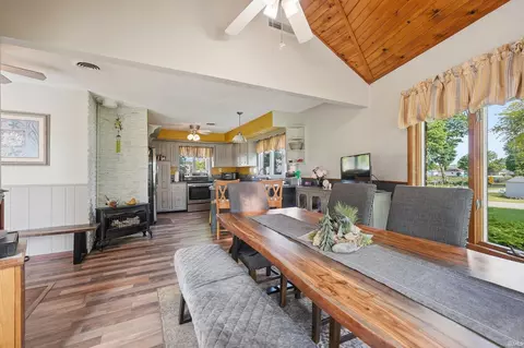 Dining - 3900 S 1200 E, Lagrange, IN 46761 photo 2 of 3