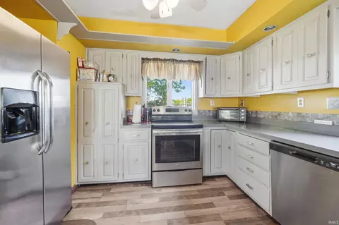 Kitchen - 3900 S 1200 E, Lagrange, IN 46761 photo 2 of 3