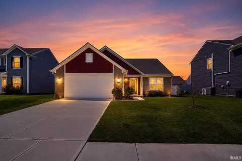 3271 Sand Walk Dr, Kokomo, IN 46902