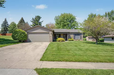 605 Timberlane Dr, Kendallville, IN 46755