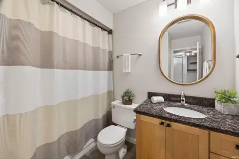 Bath - 9136 Greenridge Ln, Bloomington, IN 47401 photo 3 of 3