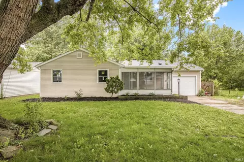 1121 W 11th St, Marion, IN 46953