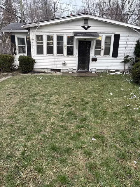 1514 Carroll St, South Bend, IN 46613