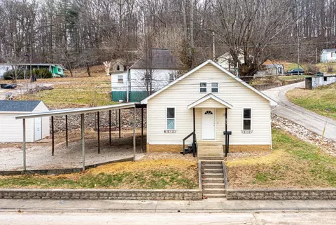 879 S Washington St, French Lick, IN 47432
