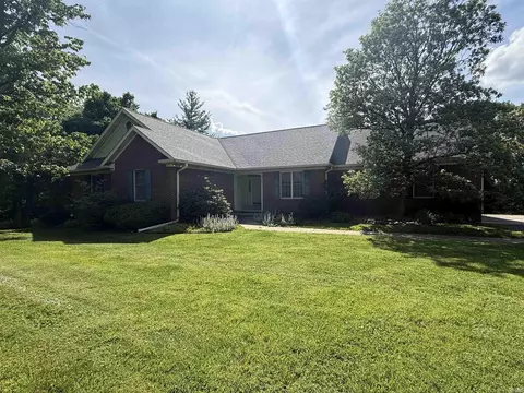 1157 N Cedar Ridge Dr, Vincennes, IN 47591