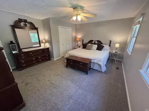 Bedroom - 52220 Arrowhead Cir, Granger, IN 46530 photo 2 of 8