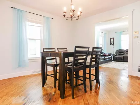 Dining - 217 E Central Ave, Bluffton, IN 46714 photo 4 of 4