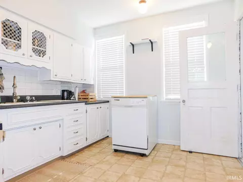 Kitchen - 217 E Central Ave, Bluffton, IN 46714 photo 1 of 3