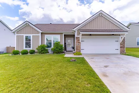 1190 Helen Ct, Boonville, IN 47601