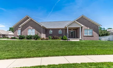 845 Gabriel Dr, Evansville, IN 47725