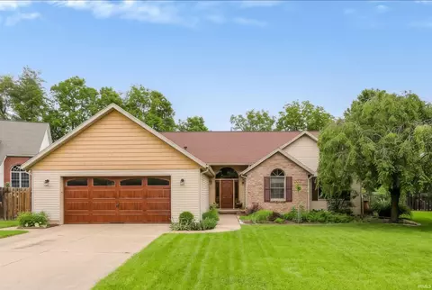 701 E Tracee Ct, Bloomington, IN 47401