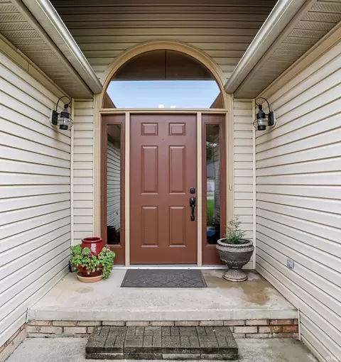 Entry Way - 701 E Tracee Ct, Bloomington, IN 47401 photo 1 of 3