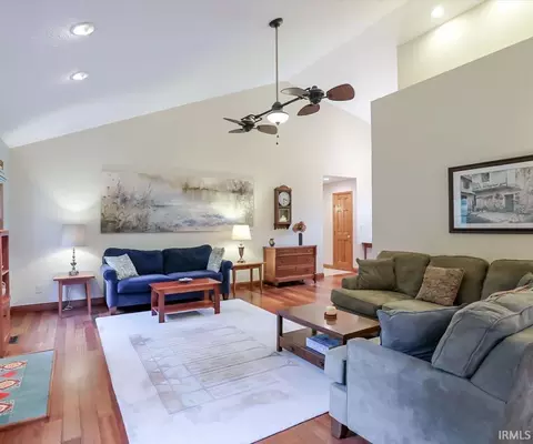 Living - 701 E Tracee Ct, Bloomington, IN 47401 photo 2 of 5
