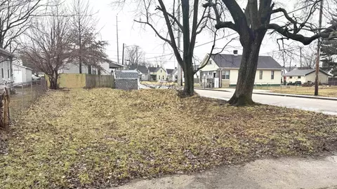 1524 W Louisiana St, Evansville, IN 47710