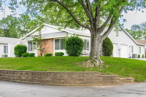 Exterior - 1130 E Carnaby St, Bloomington, IN 47401 photo 5 of 6