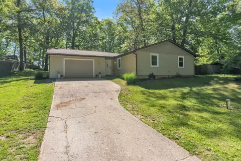 9344 N Oak Shore Dr, Rome City, IN 46784