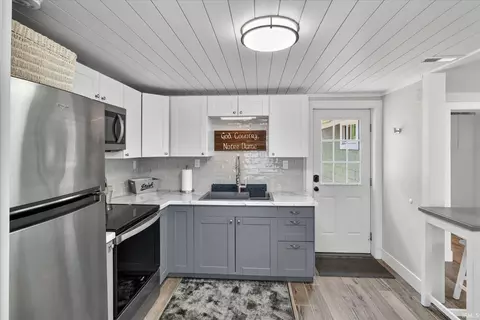 Kitchen - 16159 Darden Rd, Granger, IN 46530 photo 3 of 3