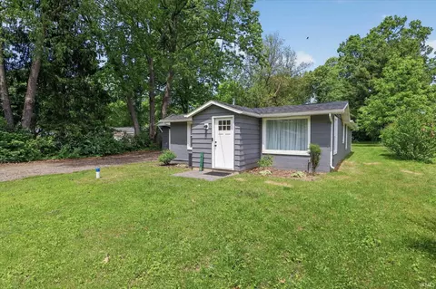 Exterior - 16159 Darden Rd, Granger, IN 46530 photo 6 of 11